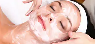 Signature Facial for glowing and refreshed skin