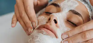 VI Peel for improved skin clarity and texture